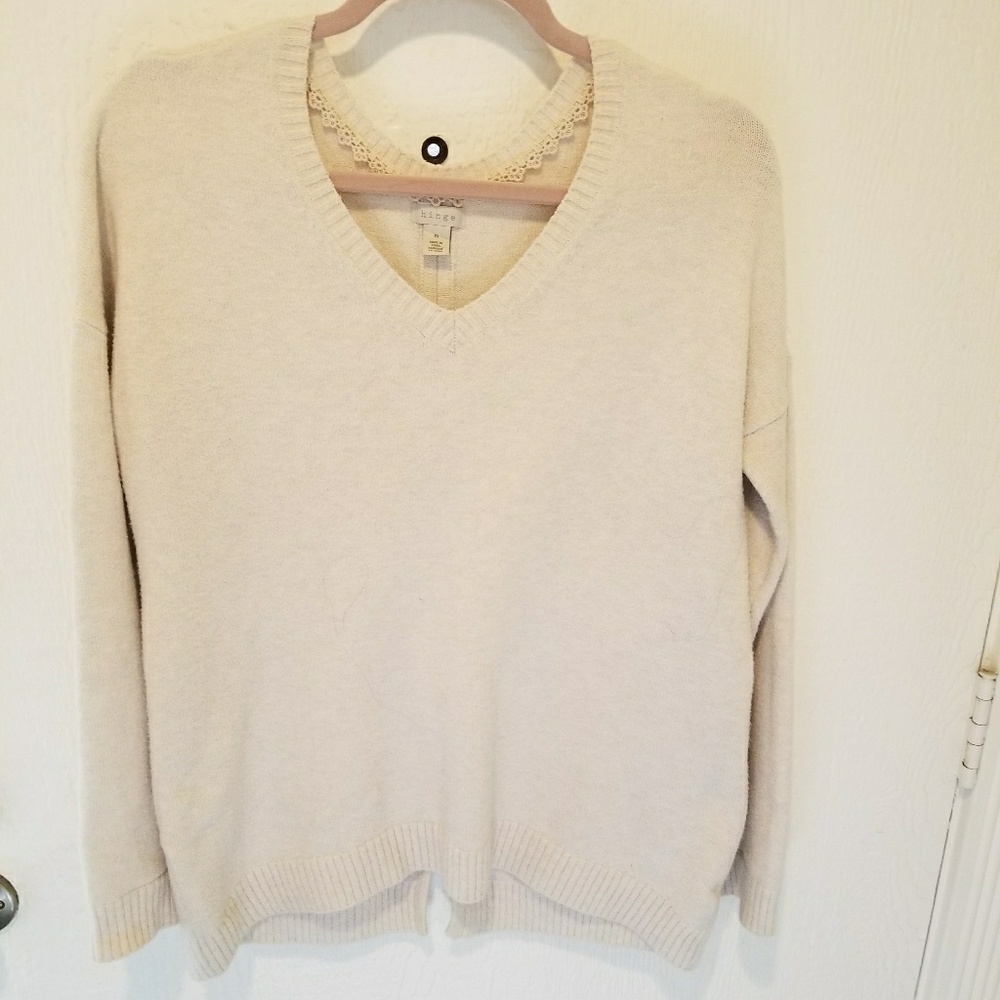 Hinge V Neck Sweater With Split Lower Back - image 3
